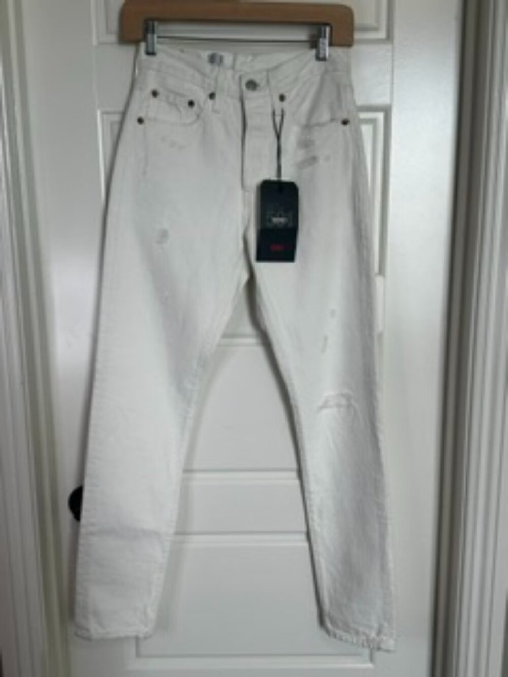 Levi's White 501 Skinny Jeans NWT!